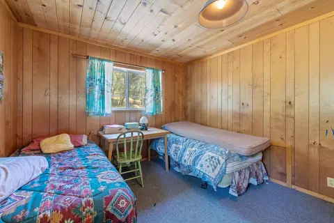 Bedroom - 48675 Todd Eymann Rd, Miramonte, CA 93641 photo 5 of 8