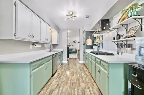 Kitchen - 107 Ruth St, Exeter, CA 93221 photo 3 of 4