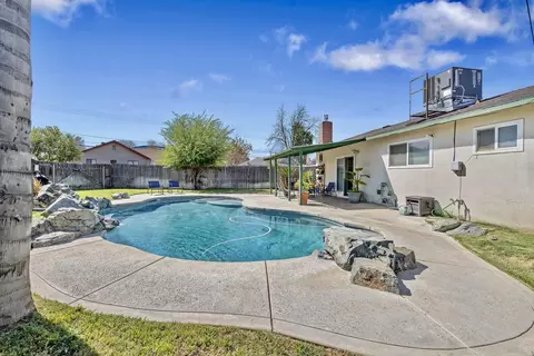 Exterior - 107 Ruth St, Exeter, CA 93221 photo 11 of 14