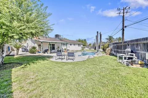 Exterior - 107 Ruth St, Exeter, CA 93221 photo 8 of 14