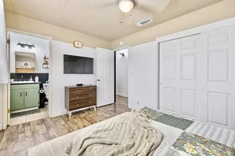 Bedroom - 107 Ruth St, Exeter, CA 93221 photo 2 of 3