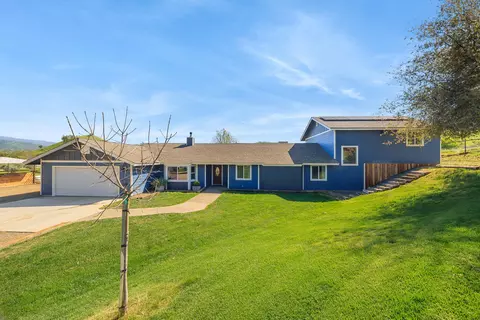 31393 Dahlem Dr, Exeter, CA 93221