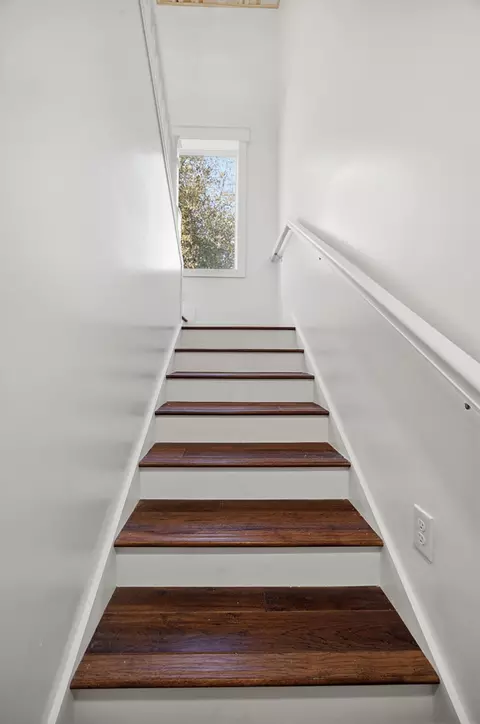 Entry Way - 31393 Dahlem Dr, Exeter, CA 93221 photo 5 of 5