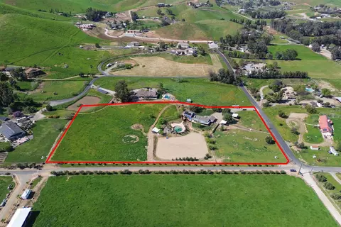 View/Area - 31393 Dahlem Dr, Exeter, CA 93221 photo 5 of 9