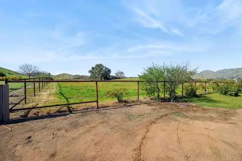Exterior - 31393 Dahlem Dr, Exeter, CA 93221 photo 22 of 23