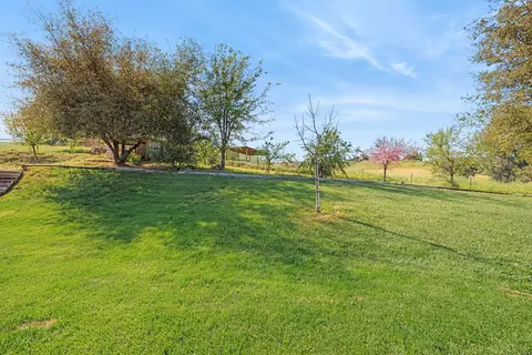 Exterior - 31393 Dahlem Dr, Exeter, CA 93221 photo 20 of 23
