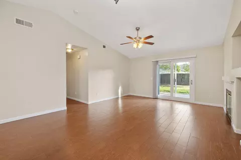 4231 E Paradise Ave, Visalia, CA 93292 photo 11