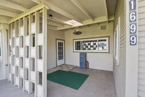 1699 E Academy Ave, Tulare, CA 93274 photo 2