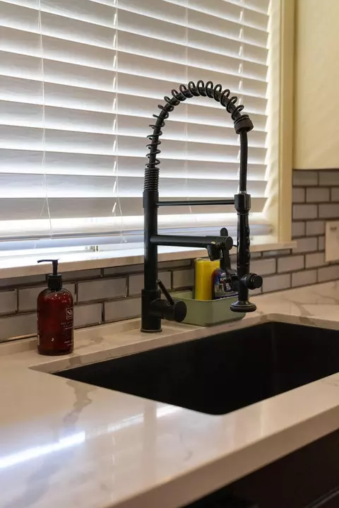 Kitchen - 43157 Redstone Ln, Three Rivers, CA 93271 photo 3 of 3