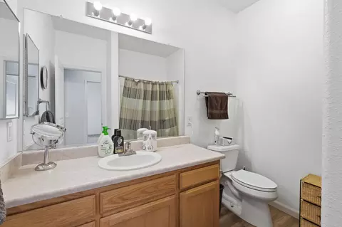 Bath - 4111 W Redding Ave, Visalia, CA 93277 photo 1 of 7