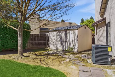 Exterior - 4111 W Redding Ave, Visalia, CA 93277 photo 10 of 21