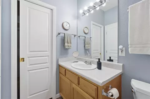Bath - 4111 W Redding Ave, Visalia, CA 93277 photo 4 of 7