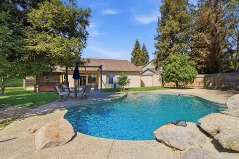 Exterior - 4111 W Redding Ave, Visalia, CA 93277 photo 19 of 21