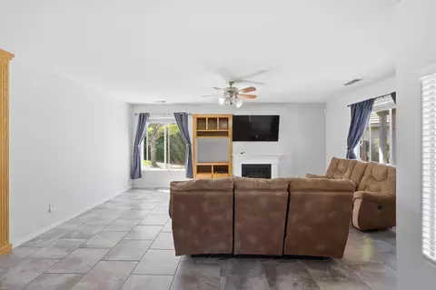 Living - 4111 W Redding Ave, Visalia, CA 93277 photo 3 of 5