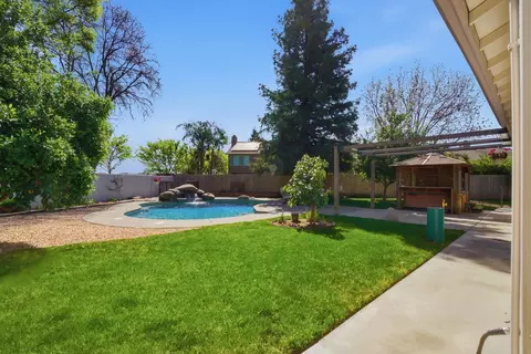 Exterior - 4111 W Redding Ave, Visalia, CA 93277 photo 7 of 21