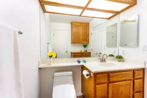 Bath - 46798 Sequoia Ct, Three Rivers, CA 93271 photo 1 of 6