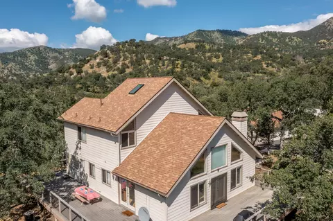 Exterior - 46798 Sequoia Ct, Three Rivers, CA 93271 photo 2 of 19