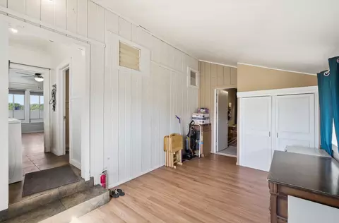 Entry Way - 2120 S Kaweah Ave, Exeter, CA 93221 photo 1 of 1