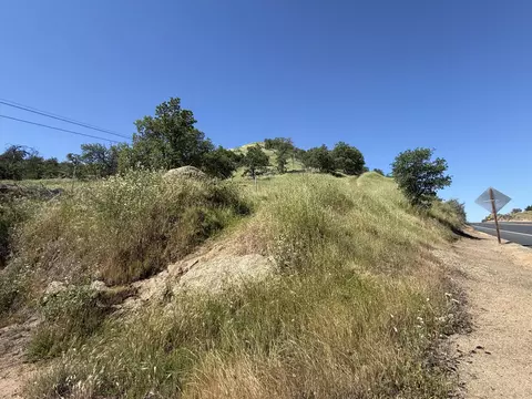 Sierra Drive, Three Rivers, CA 93271 photo 5