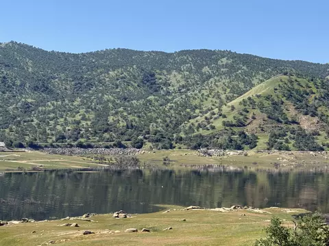 Sierra Drive, Three Rivers, CA 93271 photo 2