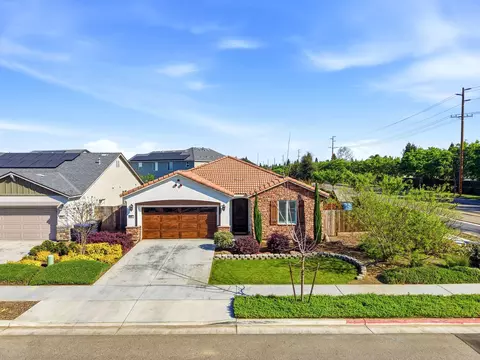 View/Area - 3650 E Cherry Ave, Visalia, CA 93292 photo 1 of 6