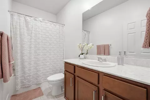 Bath - 3650 E Cherry Ave, Visalia, CA 93292 photo 2 of 2