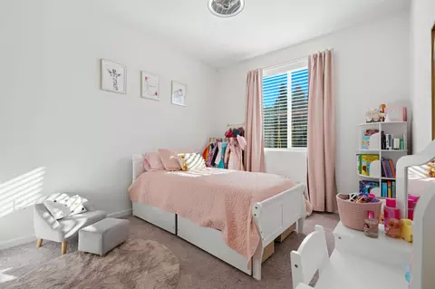 Bedroom - 3650 E Cherry Ave, Visalia, CA 93292 photo 6 of 9