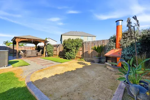 Exterior - 3650 E Cherry Ave, Visalia, CA 93292 photo 11 of 13