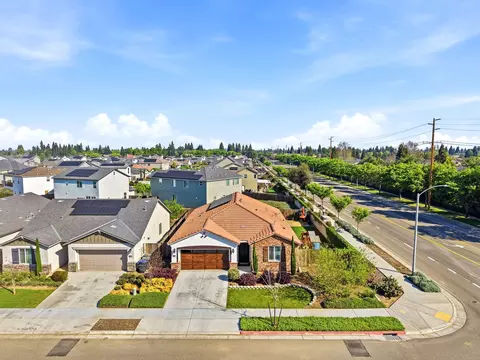 View/Area - 3650 E Cherry Ave, Visalia, CA 93292 photo 6 of 6