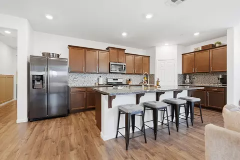 Kitchen - 3650 E Cherry Ave, Visalia, CA 93292 photo 5 of 5