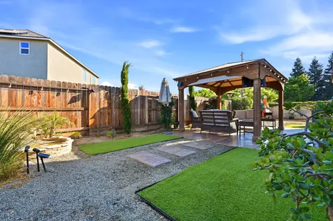 Exterior - 3650 E Cherry Ave, Visalia, CA 93292 photo 8 of 13