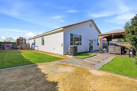 Exterior - 3650 E Cherry Ave, Visalia, CA 93292 photo 12 of 13