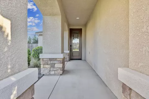 Entry Way - 3698 Sussex Ave, Clovis, CA 93619 photo 1 of 10