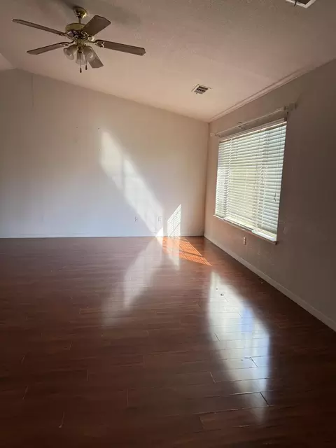 Living - 525 Cosart, Exeter, CA 93221 photo 1 of 3