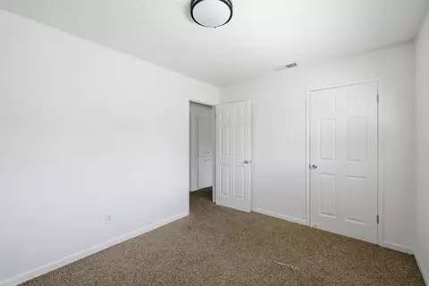 Bedroom - 285 E Jayne Ave, Tipton, CA 93272 photo 3 of 5