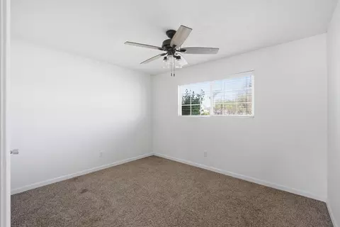 Bedroom - 285 E Jayne Ave, Tipton, CA 93272 photo 4 of 5