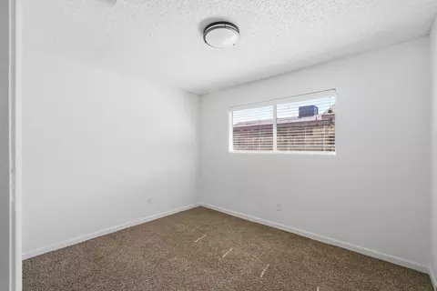 Bedroom - 285 E Jayne Ave, Tipton, CA 93272 photo 1 of 5