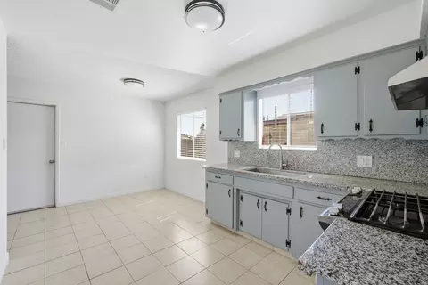 Kitchen - 285 E Jayne Ave, Tipton, CA 93272 photo 6 of 6