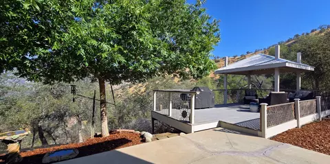 Exterior - 41299 E Mynatt Dr, Three Rivers, CA 93271 photo 14 of 42