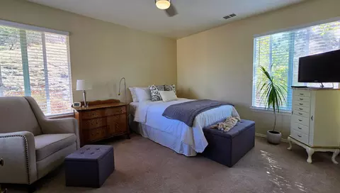 Bedroom - 41299 E Mynatt Dr, Three Rivers, CA 93271 photo 1 of 6