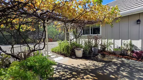Exterior - 41299 E Mynatt Dr, Three Rivers, CA 93271 photo 28 of 42