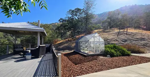 Exterior - 41299 E Mynatt Dr, Three Rivers, CA 93271 photo 15 of 42