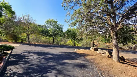 Exterior - 41299 E Mynatt Dr, Three Rivers, CA 93271 photo 5 of 42