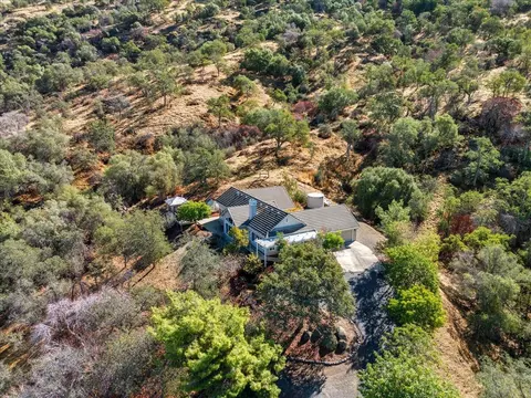 View/Area - 41299 E Mynatt Dr, Three Rivers, CA 93271 photo 9 of 14