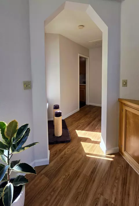 Entry Way - 41299 E Mynatt Dr, Three Rivers, CA 93271 photo 3 of 3