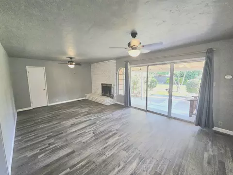 Living - 211 E Gail Ave, Tulare, CA 93274 photo 2 of 4