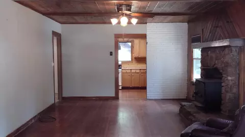 Living - 440 Trails End Dr, Springville, CA 93265 photo 1 of 7