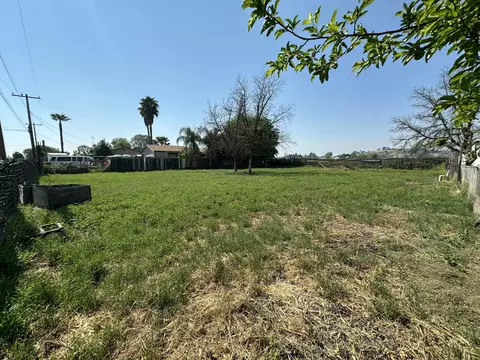 hall, Lindsay, CA 93247 photo 4
