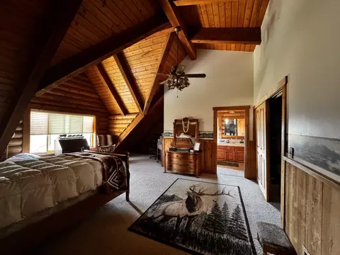 Bedroom - 30723 Hamilton Dr, Exeter, CA 93221 photo 4 of 5