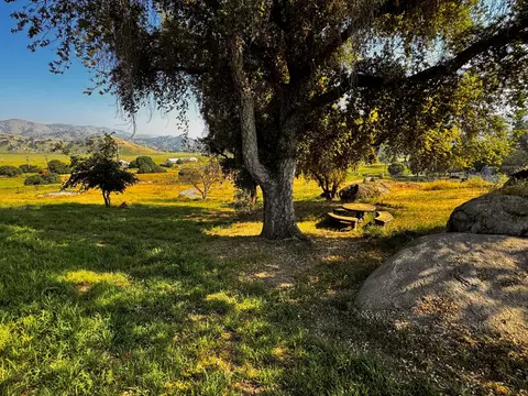 Exterior - 30723 Hamilton Dr, Exeter, CA 93221 photo 6 of 16